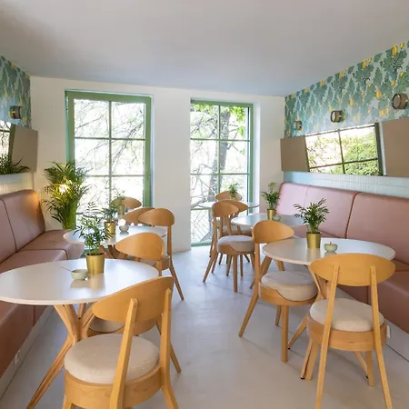 Hotel Chez Zeiza 3*
